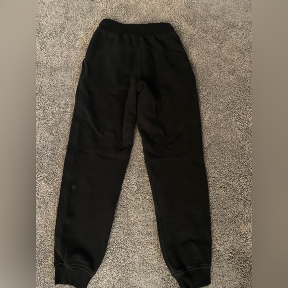 Lululemon Scuba Jogger - Picture 4 of 6